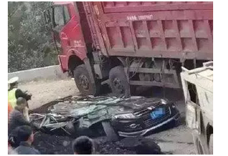 大貨車司機(jī)說大實話：“為什么我們不踩剎車”！