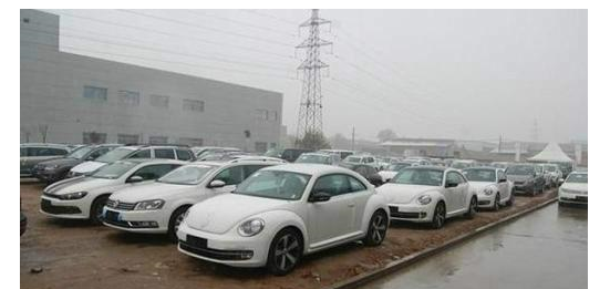 白色的車有這么多缺點(diǎn)！為什么近25%的車主還買它？